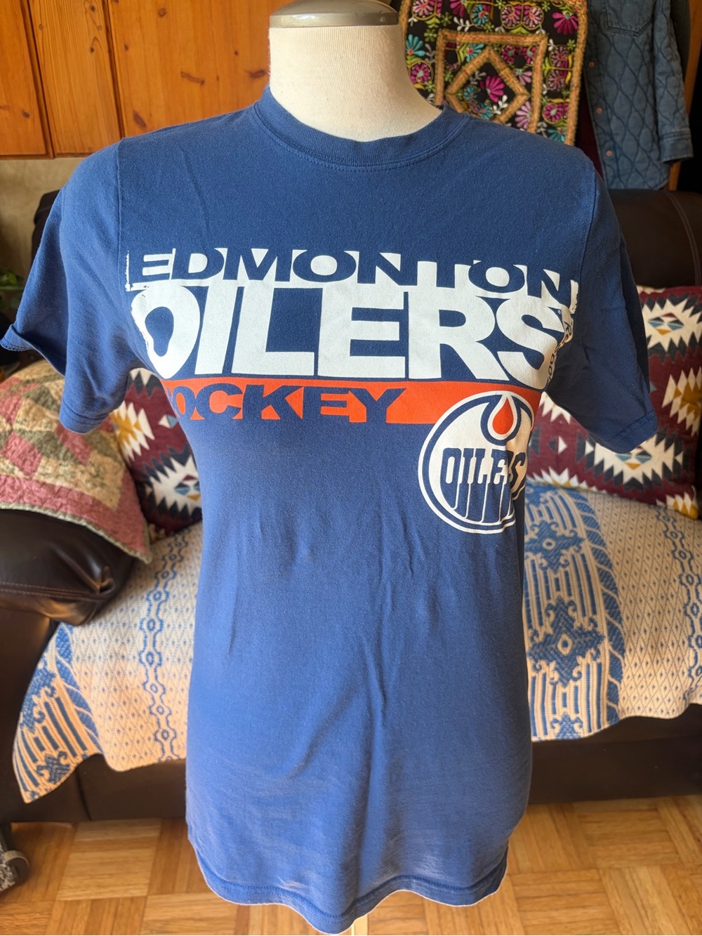 Reebok Edmonton Oilers Blue Hockey Logo T-Shirt Size Small